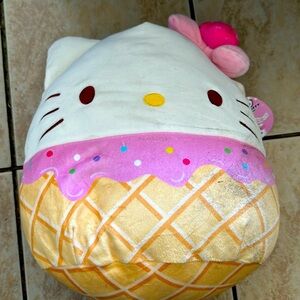 Hello Kitty, ice cream squish mellow